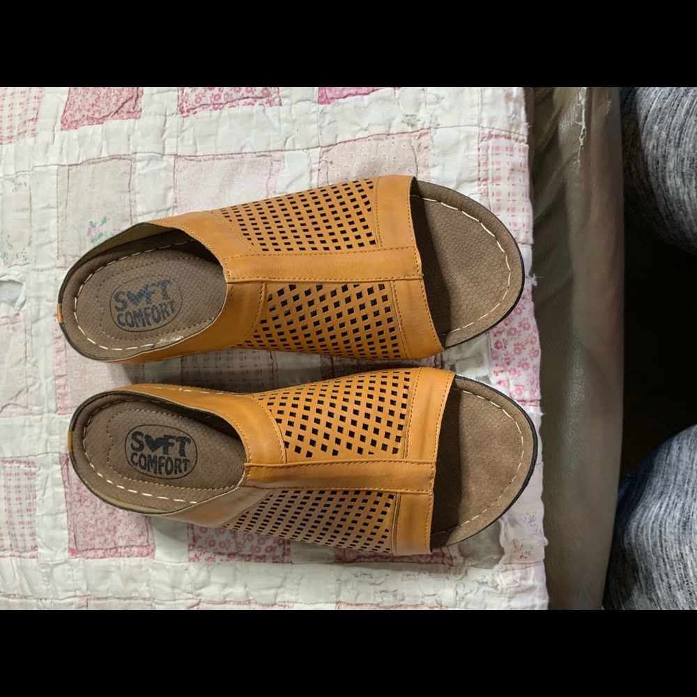 Brown super soft slides